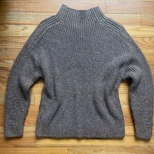 Ann Taylor size m sweater